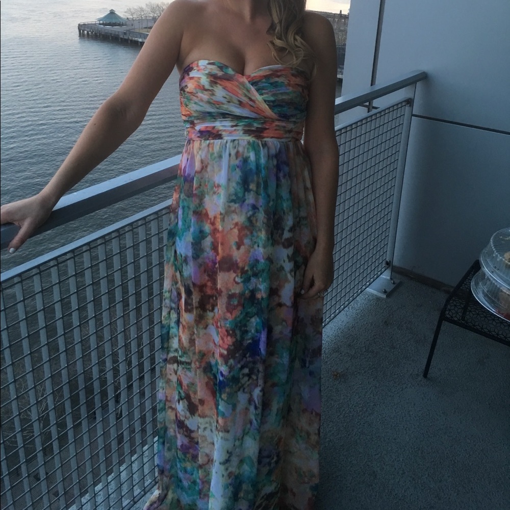 Multi colored chiffon maxi dress 🌅